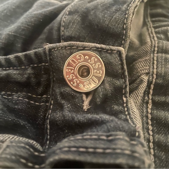 Guess blue jeans. - Picture 4 of 11